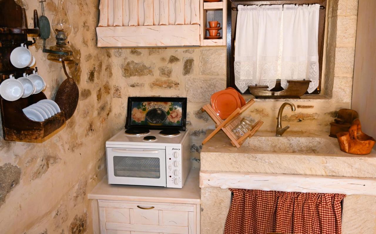 Villa Athina - Irene Country House Ierapetra  Bagian luar foto